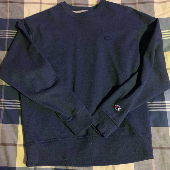 Champion Sweatshirt - Picture 1 of 3